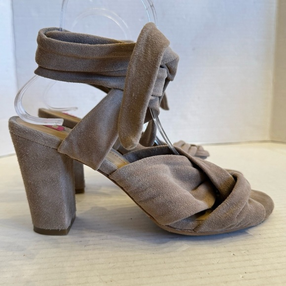 Elaine Turner Taupe Suede Leather “RAE” Ankle Wrap Heel Sandals Shoe Size 8.5 - Picture 5 of 16